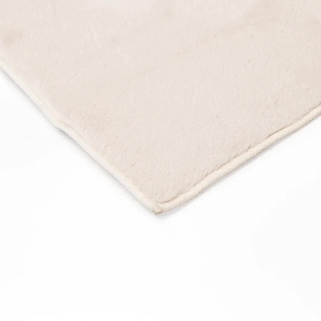 ARIEL FAUX FUR RUG - Image 9