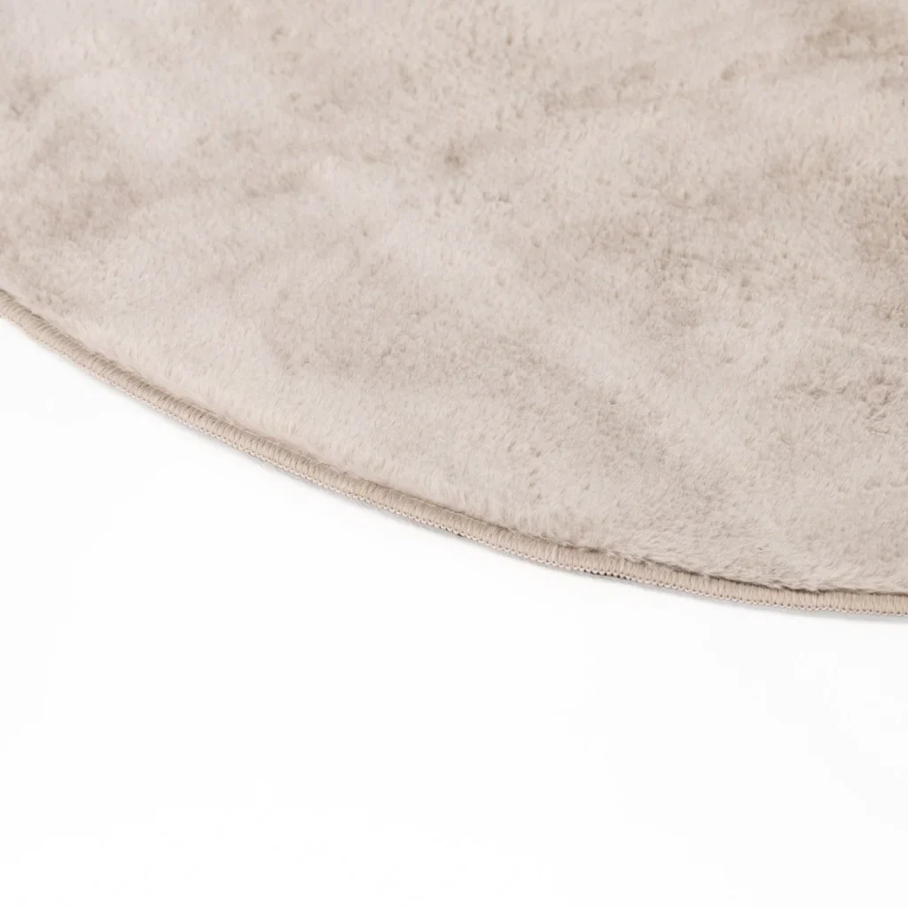 ARIEL ROUND FAUX FUR RUG - Image 4