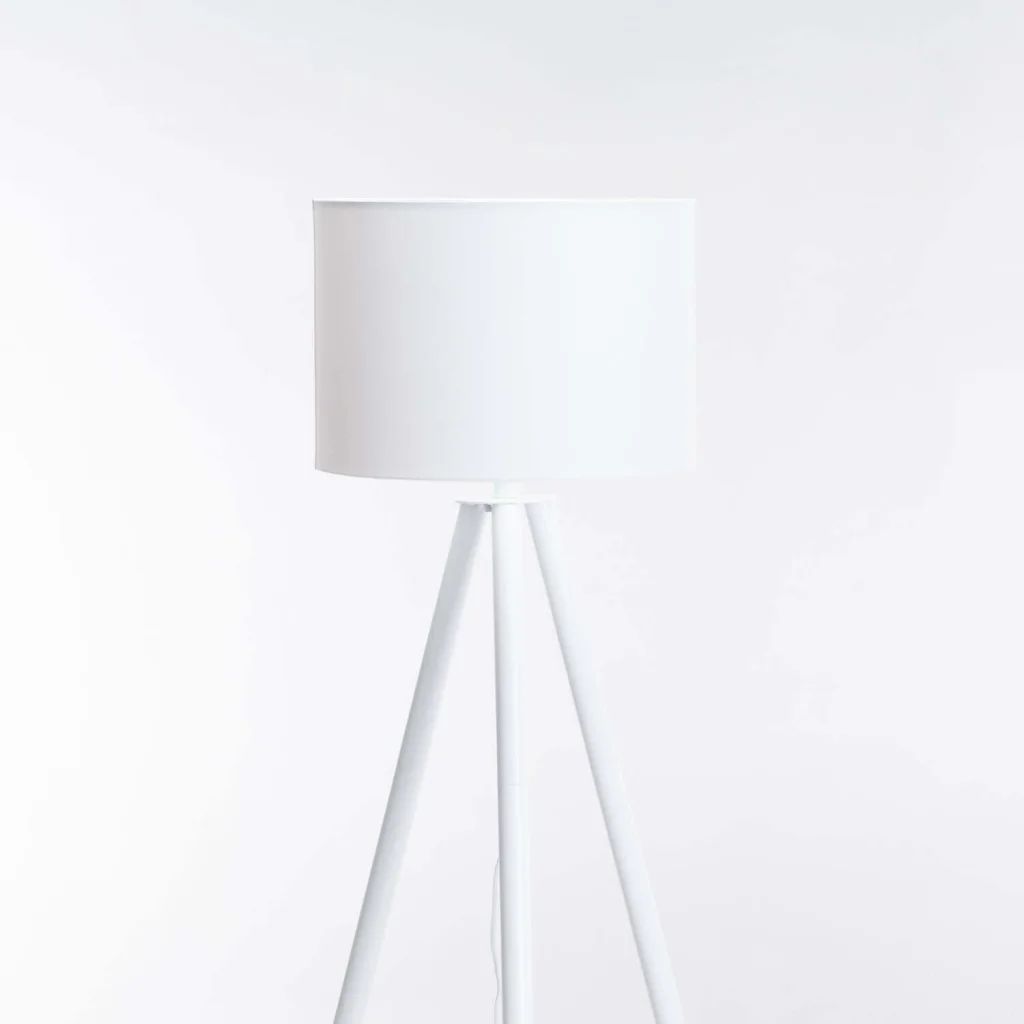 FLOOR LAMP WOODEN TRIPOD WHITE FABRIC SHADE 156cm - Image 2